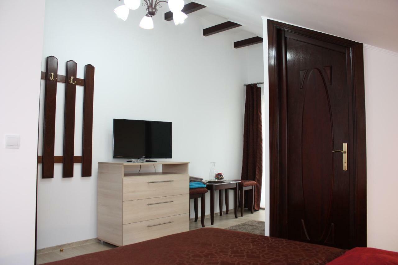 Hotel Casa Ianis Brašov Exteriér fotografie