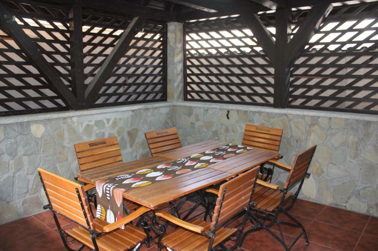 Hotel Casa Ianis Brašov Exteriér fotografie